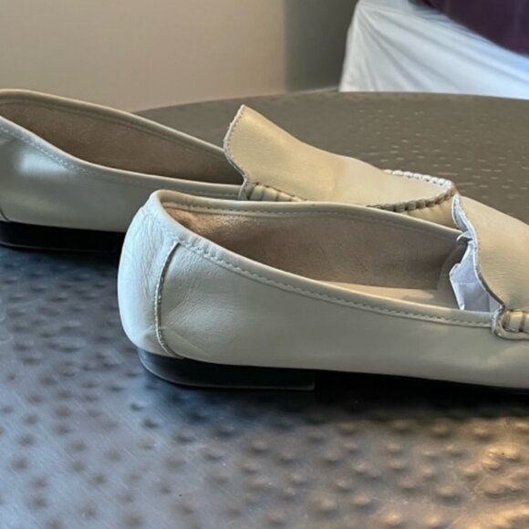 Mootsies Tootsies Piccalo Leather Side On Loafers Size 9M - Picture 10 of 10